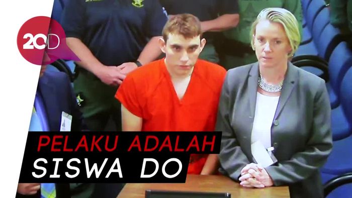 Massa Berduka di Lokasi Penembakan Florida