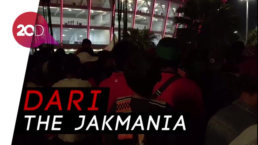 Demi Nonton Persija, Panjat Pohon pun Kami Lakoni