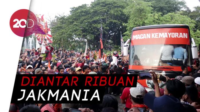 Momen Kedatangan Tim Persija di Balai Kota