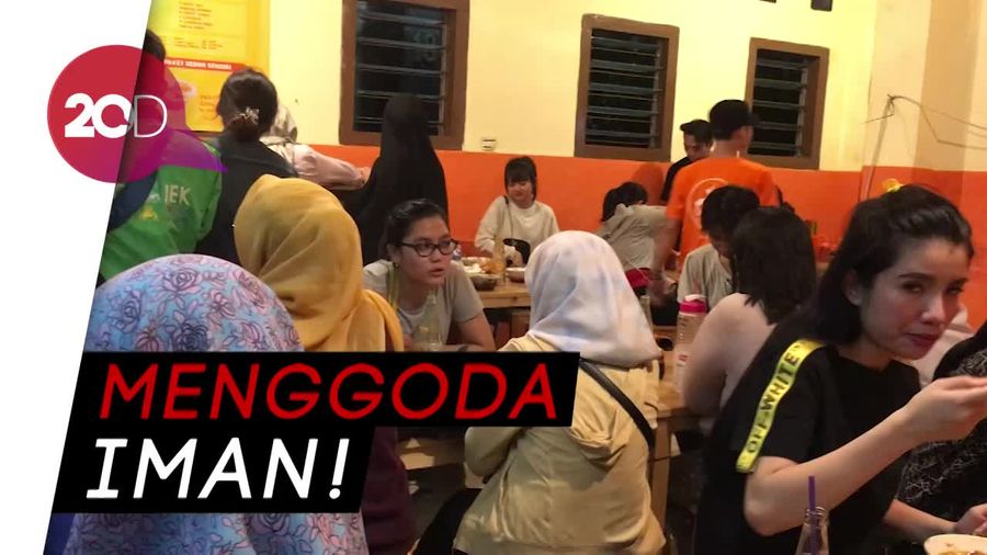 Ngantre Berjam-jam, Kayak Apa Sih Bakso Aci Ganteng?