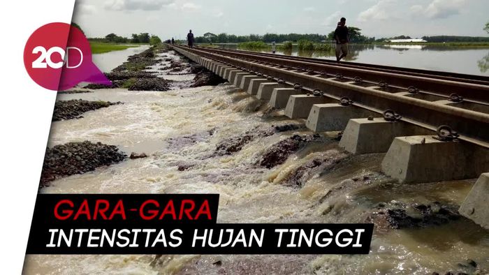 Banjir Terjang Puluhan Ribu Rumah di Jawa