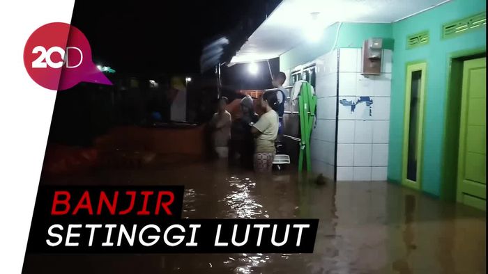 Tanggul Masih Jebol, Paseh Bandung Langganan Banjir