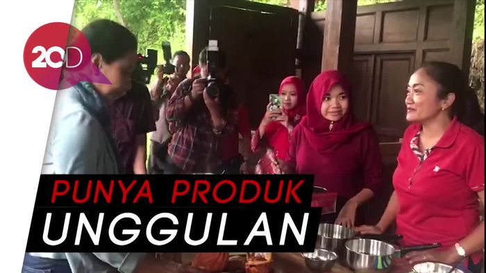 Menteri Rini Kunjungi Desa Binaan BUMN