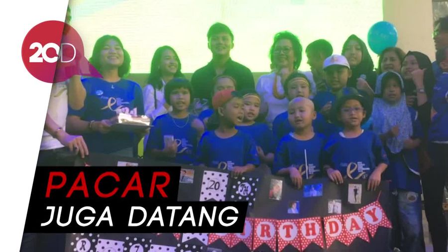 Rizky Febian Dapat Kejutan Ulang Tahun dari Penderita Kanker 