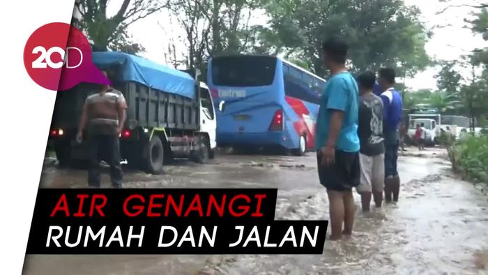 Banjir Terjang 2 Kecamatan di Probolinggo