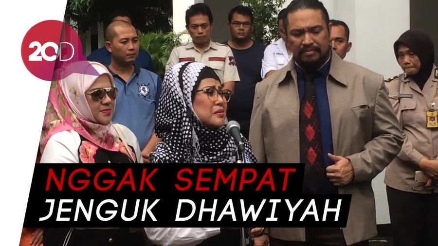 Elvy Sukaesih Dicecar 18 Pertanyaan oleh Polisi
