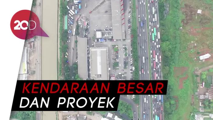 Dua Faktor Utama Macet di Tol Jakarta-Cikampek