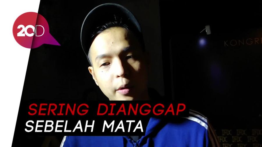 Banyak Komika Jadi Sutradara, Apa Kata Ernest Prakasa?