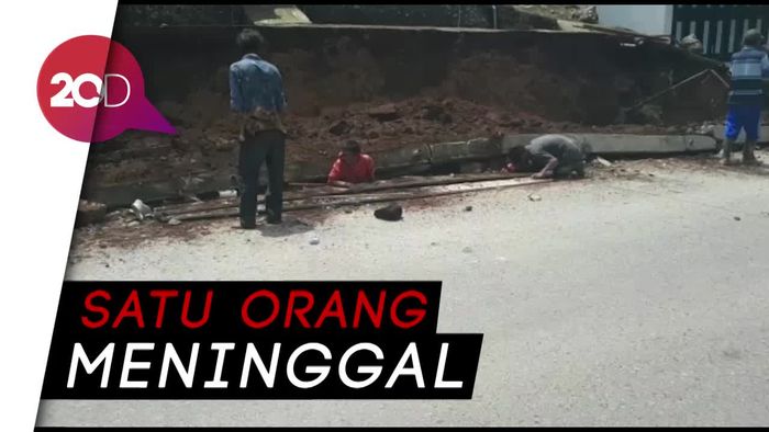 Video Amatir Saat Beton Turap Menimpa Pekerja
