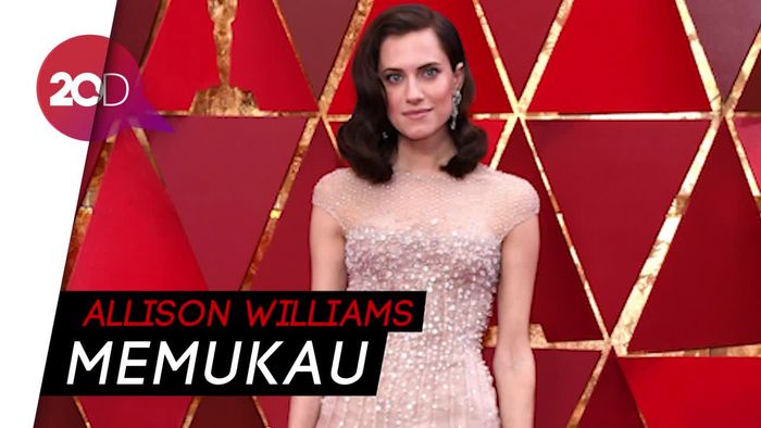 Deretan Artis dengan Busana Terbaik dan Terburuk di Oscar 2018