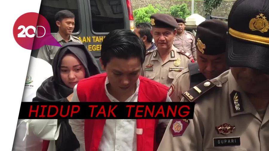 Curhat Agen First Travel yang Diteror Calon Jemaah