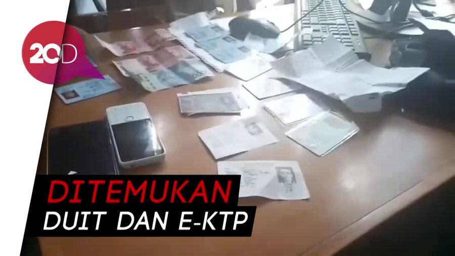 Geledah Disdukcapil Sukabumi, Polisi Beberkan Uang Hasil OTT