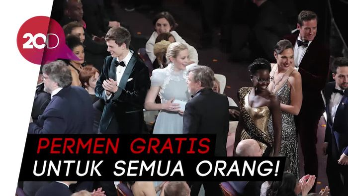Lagi! Jimmy Kimmel Bagi-bagi Permen di Oscar 2018