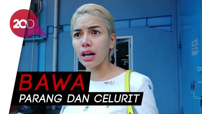 Cerita Nikita Mirzani Ketemu Kawanan Motor Bersenjata Tajam