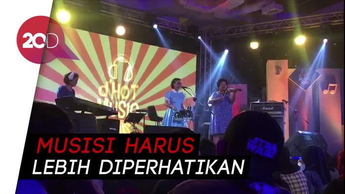 Pesan Nonaria dan The Overtunes untuk Musik Indonesia
