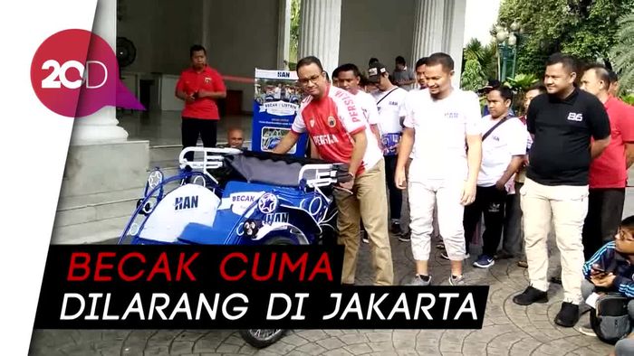 Gubernur Anies Ikhtiarkan Becak Beroperasi di Ibu Kota