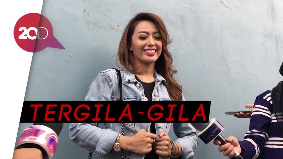 Cinta Ratu Ngaku Masih Cinta Roby Geisha