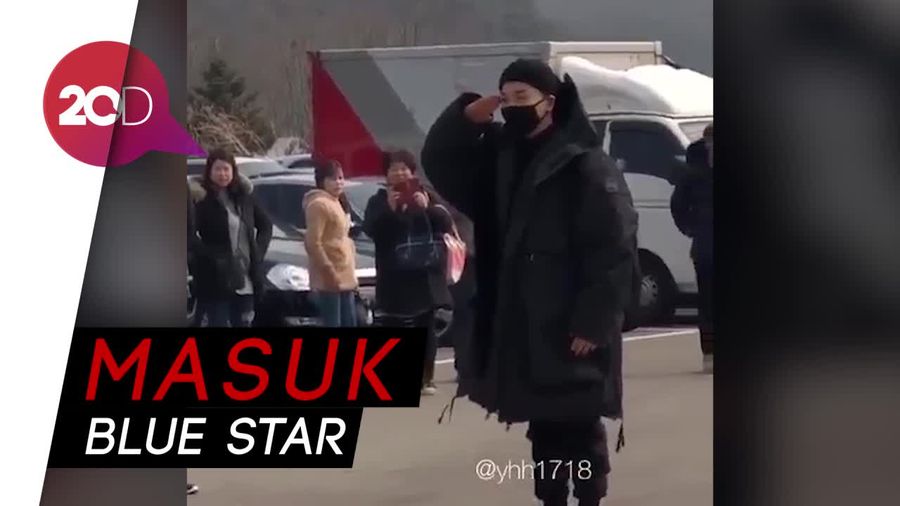 Tiba di Pelatihan Wamil, Taeyang BIGBANG Hormat ke Fans