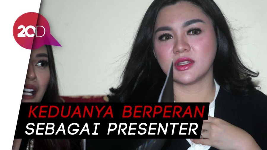 Vicky Shu dan Merry Putrian Endorse First Travel