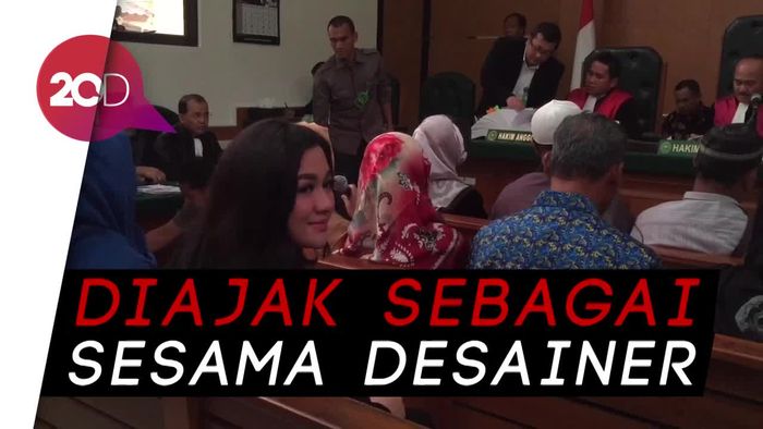 Umrah Gratis, Vicky Shu Disuruh Jadi Presenter