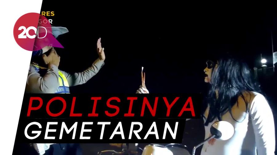Heboh Video Polisi Tilang Kuntilanak