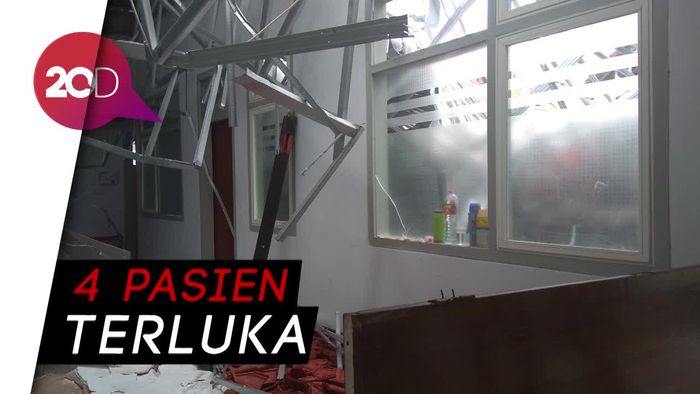 Atap RSAL di Surabaya Ambruk