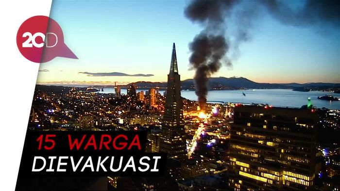 Api Membubung Tinggi di Kawasan Elit San Francisco