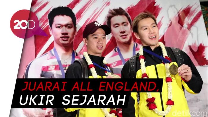 Tiba di Tanah Air, Kevin/Marcus Tak Kuasa Luapkan Kesenangan