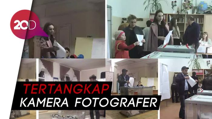 Warga Rusia Kedapatan Nyoblos Dua Kali