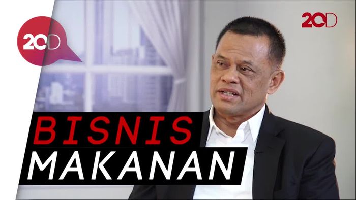 Bila Pensiun Jenderal Gatot Mau Beternak Ayam Petelur