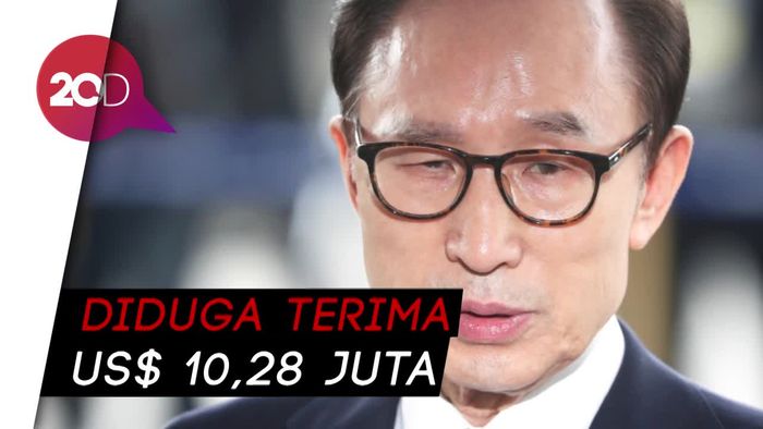  Diduga Korupsi, Eks Presiden Korsel Digiring ke Tahanan