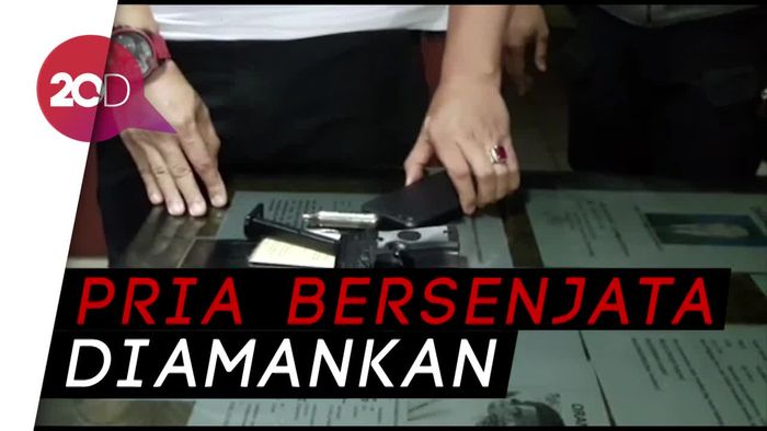 Polisi Gerebek Rumah Mesum di Ciracas