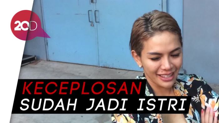 Dikabarkan Hamil, Ini Jawaban Nikita Mirzani