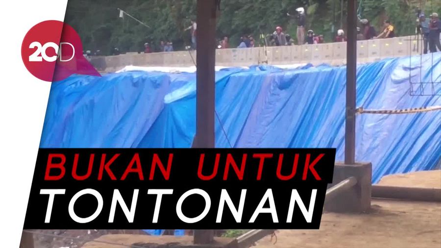 Lokasi Longsor Puncak Kini Ditutup Seng