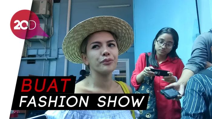 Nikita Mirzani Sudah Fitting Baju untuk Pernikahan Nih?