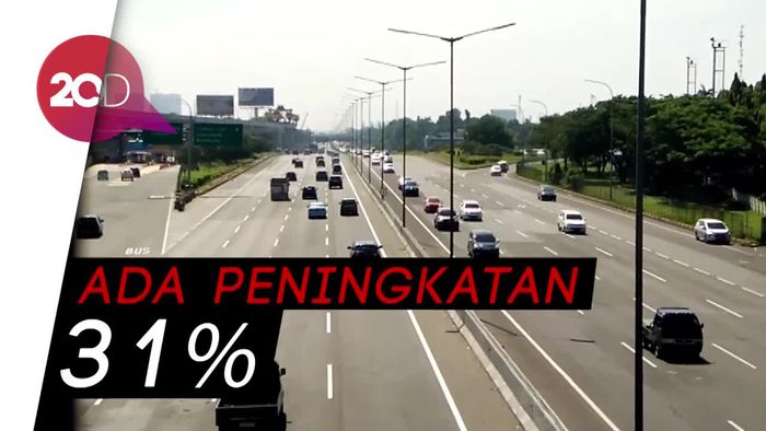 Long Weekend , Tol Jakarta Cikampek Ramai Lancar