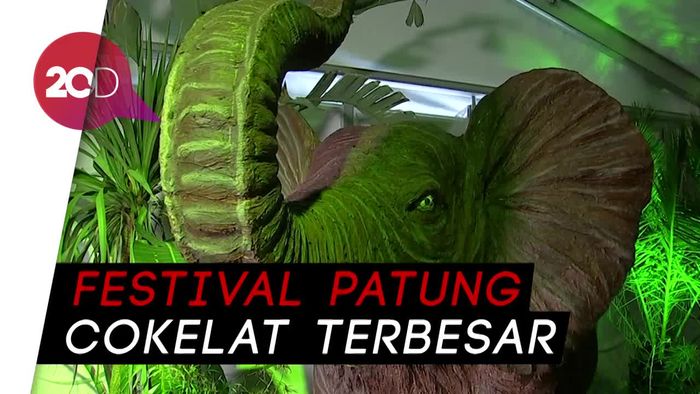 Yummy! Patung-patung Ini Terbuat dari Cokelat Loh