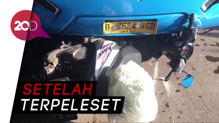 Ojol Nyaris Terlindas Bus TransJ di Rawamangun