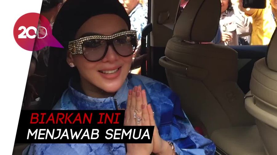 Syahrini Curhat Soal Banyak Kabar Tak Sedap