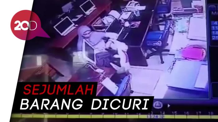 Wanita Terciduk CCTV saat Mencuri di Jatinegara