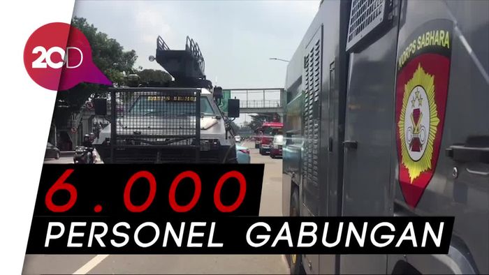 Suasana Pengamanan Aksi Demo PA 212