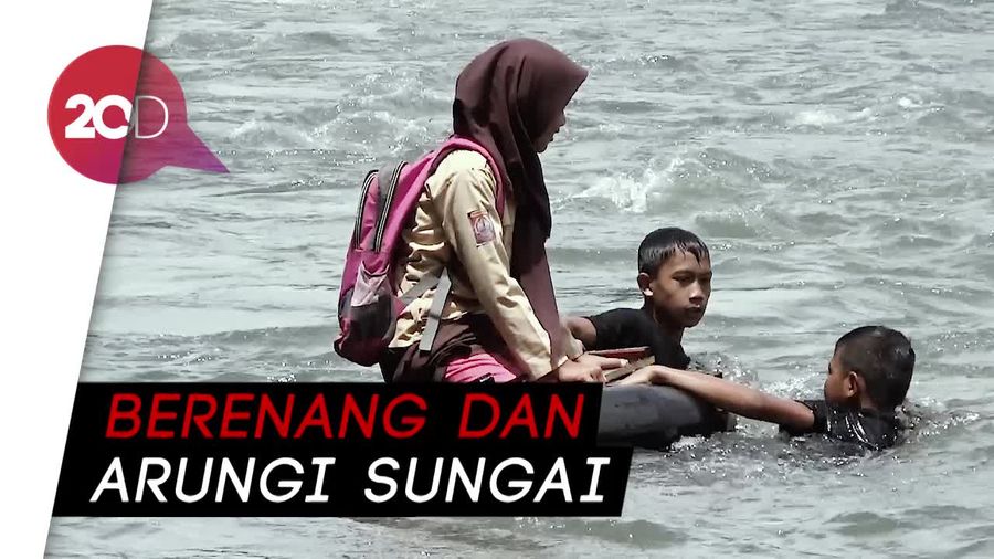 Siswa-siswi di Sulsel Bertaruh Nyawa ke Sekolah