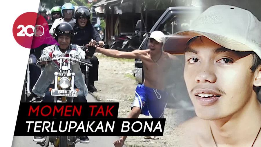 Kenalan dengan Bona, Pria Telanjang Dada yang Towel Jokowi