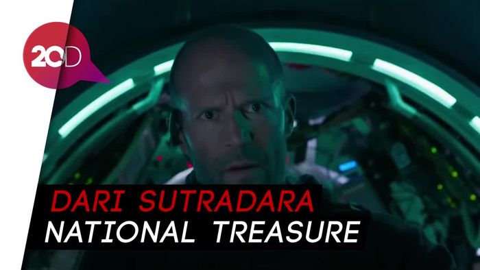 Aksi Menegangkan Jason Statham Lawan Hiu dalam The Meg