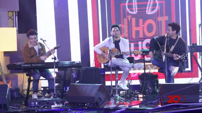 Nyanyi Bareng The Overtunes di Lagu Sayap Pelindungmu 