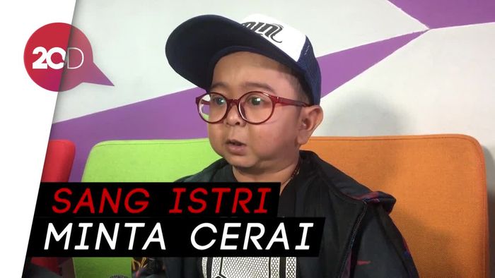 Belum Sebulan Nikah, Daus Mini Akan Cerai?