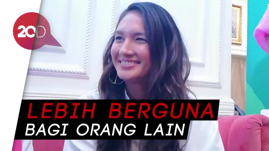 Kata Nadine Chandrawinata tentang Kartini Masa Kini