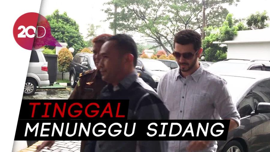Tunggu Proses Hukum, Fachri Albar Kembali ke RSKO
