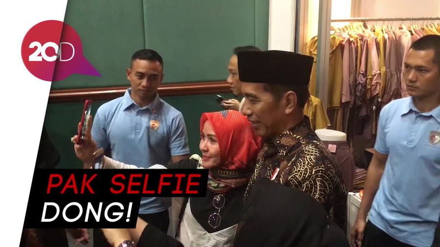 Ketika Jokowi Diserbu Para Hijabers untuk Selfie