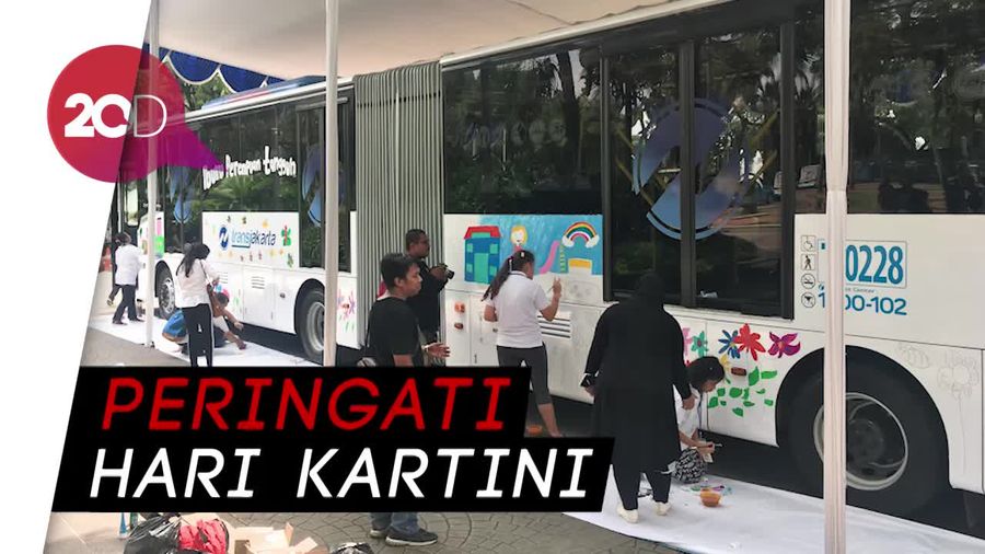 Nyeni Banget! Saat Transj Disulap Jadi Kanvas Anak-anak Difabel